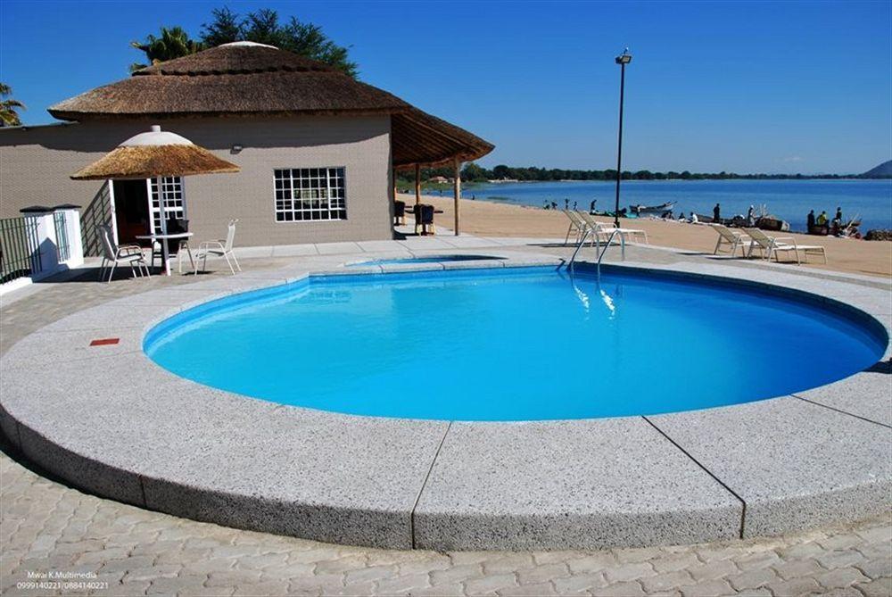 Skinny Hippos Lodge Mangochi 외부 사진