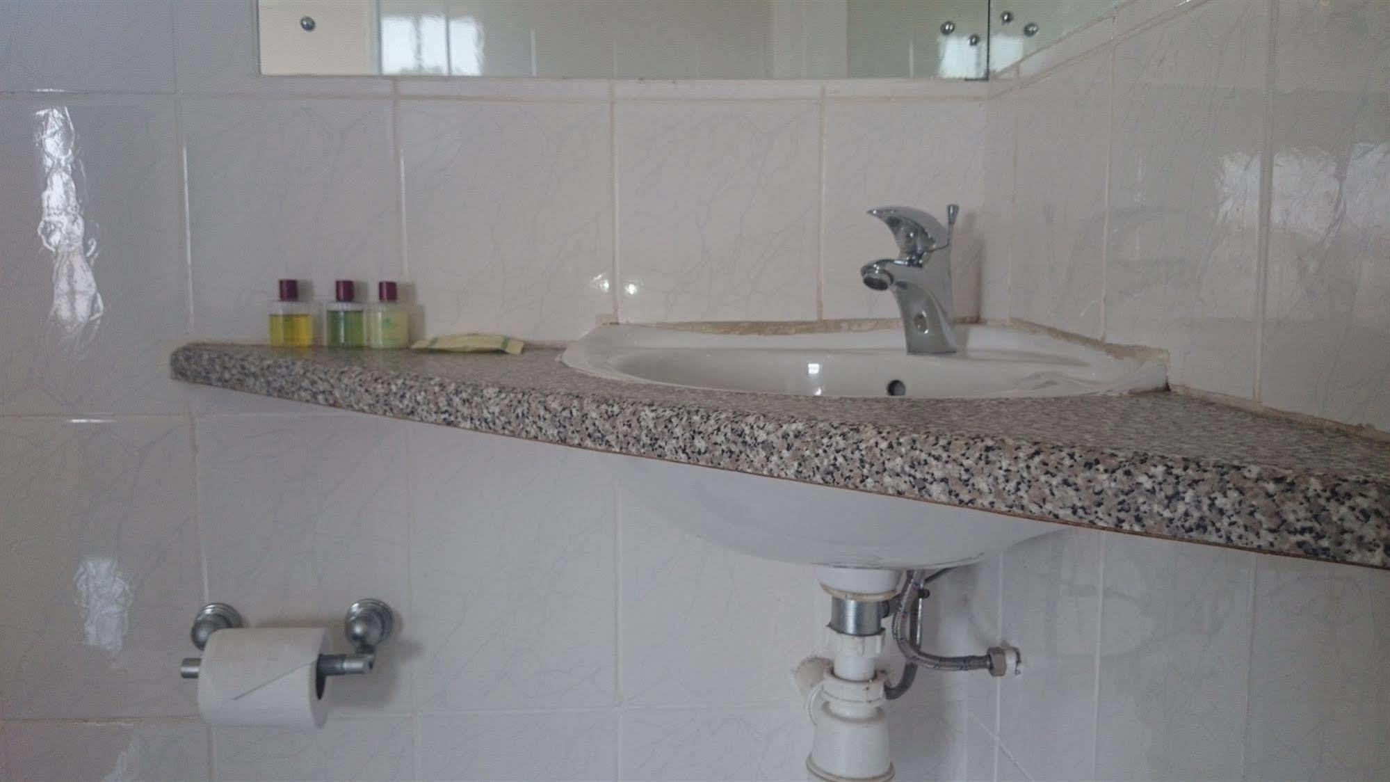 Skinny Hippos Lodge Mangochi 외부 사진