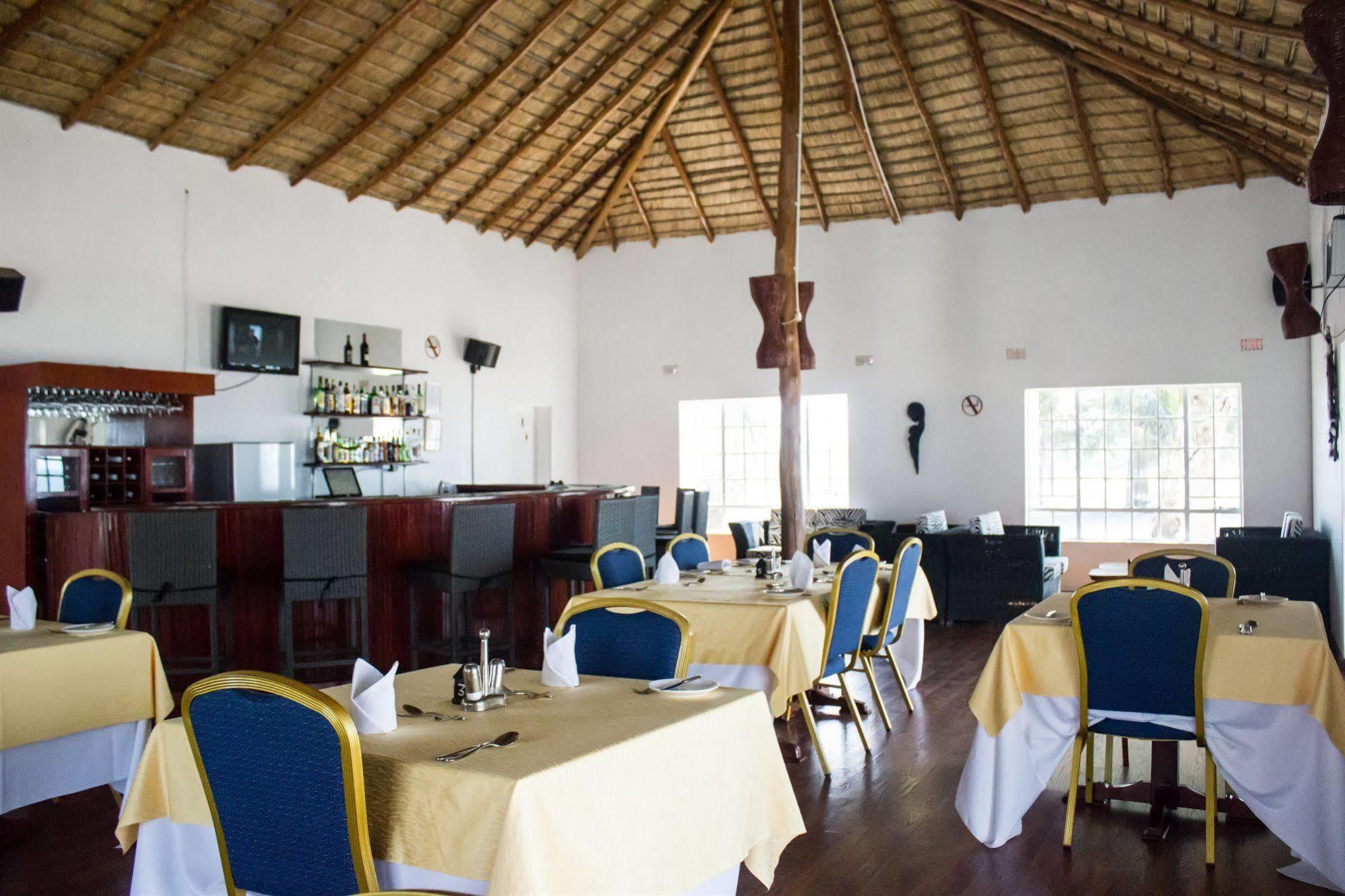 Skinny Hippos Lodge Mangochi 외부 사진